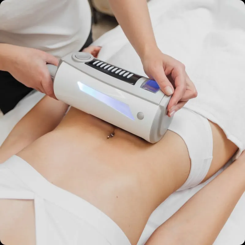 The handpiece worked across the abdomen